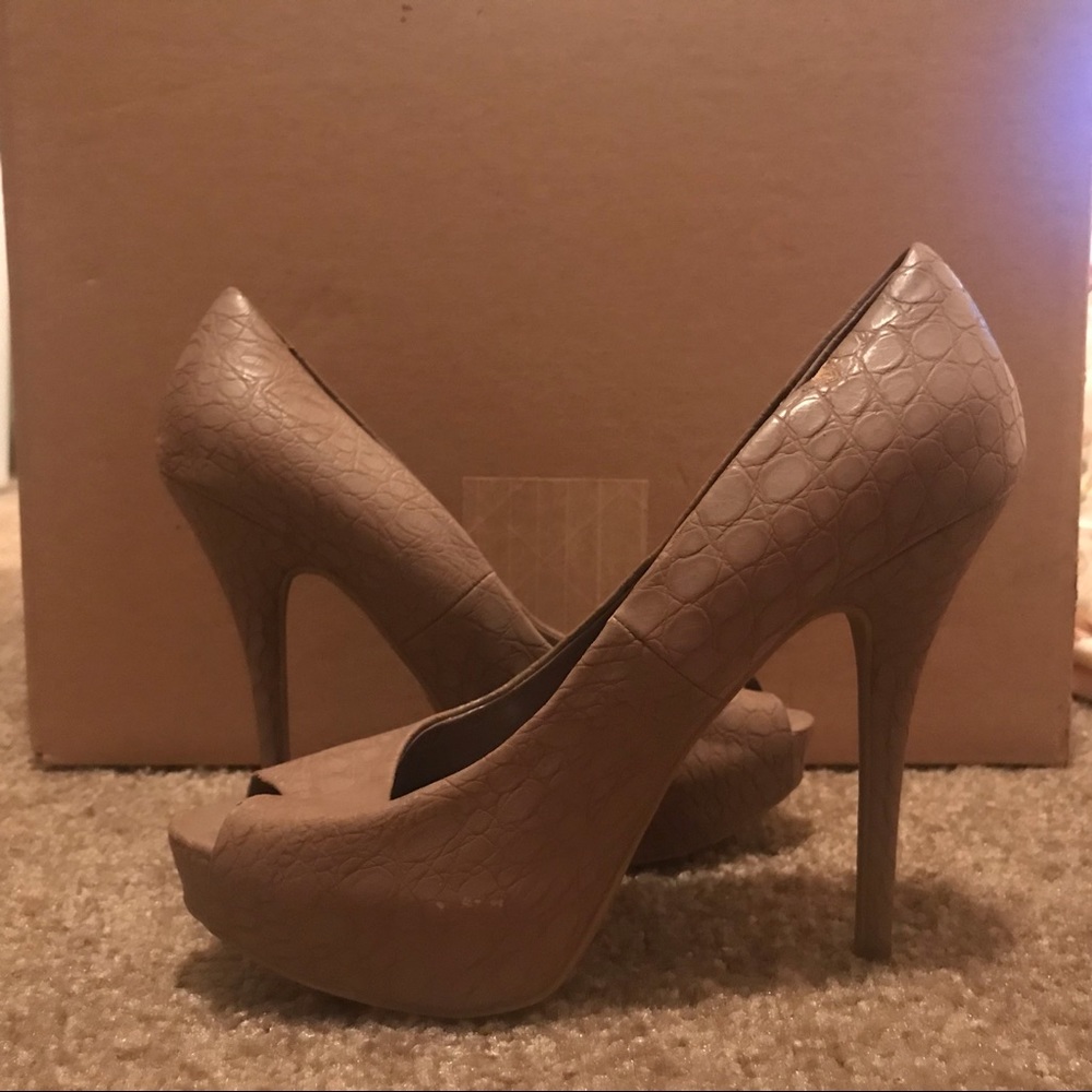 Jlo heels